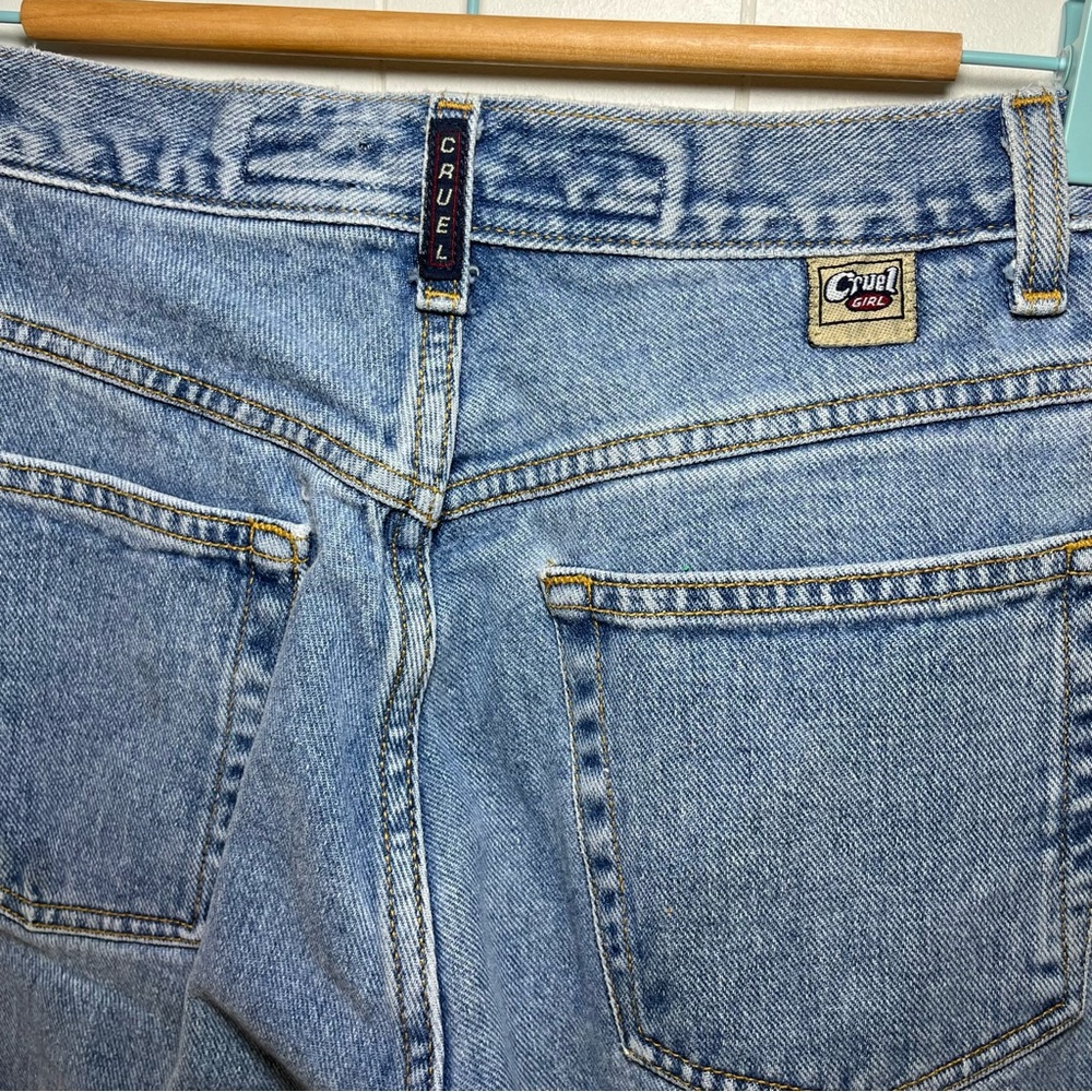 Cruel Girl Slim Fit Medium Wash Straight Leg Jeans Size 9 Long Retro Butter Mom - Picture 7 of 10